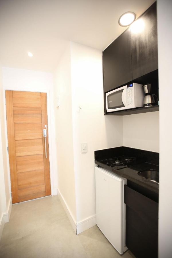 Unhotel - Aluguel De Temporada Avenida Atlantica, Posto 6 - Praia De Copacabana ริโอเดจาเนโร ภายนอก รูปภาพ