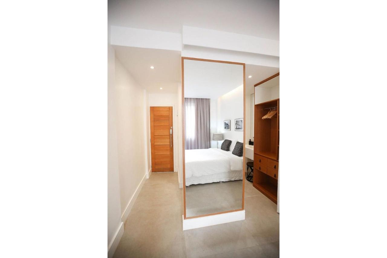 Unhotel - Aluguel De Temporada Avenida Atlantica, Posto 6 - Praia De Copacabana ริโอเดจาเนโร ภายนอก รูปภาพ