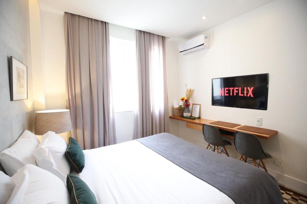 Unhotel - Aluguel De Temporada Avenida Atlantica, Posto 6 - Praia De Copacabana ริโอเดจาเนโร ภายนอก รูปภาพ